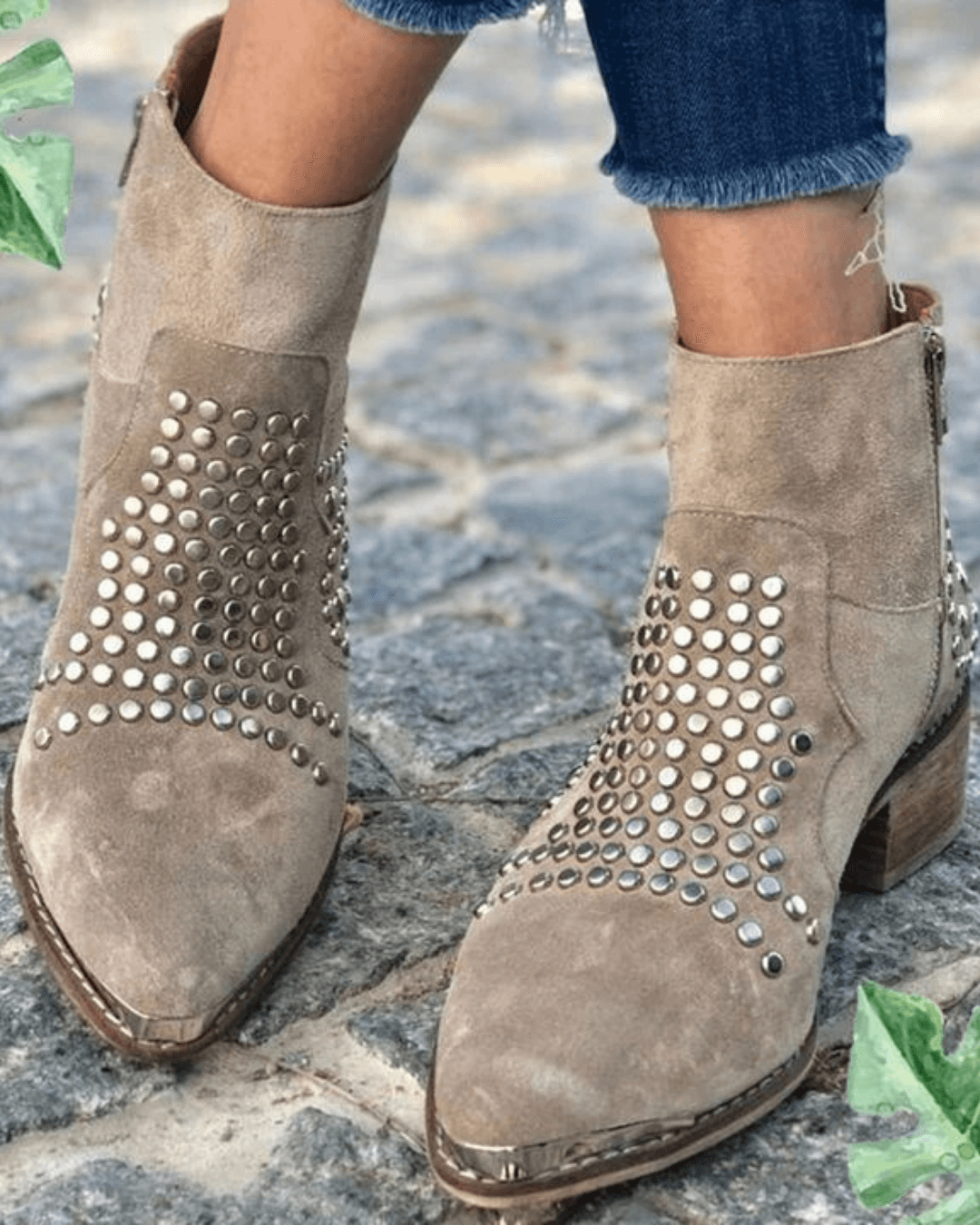Damen Stiefel Lina – Velours, Nieten, breiter Absatz