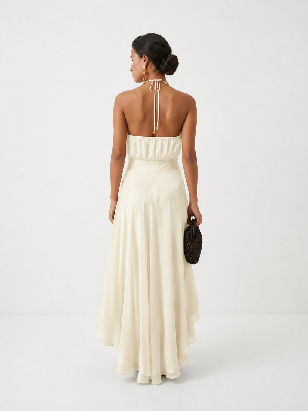 Damen Hochzeitskleid Emma – Asymmetrischer Volant & Neckholder