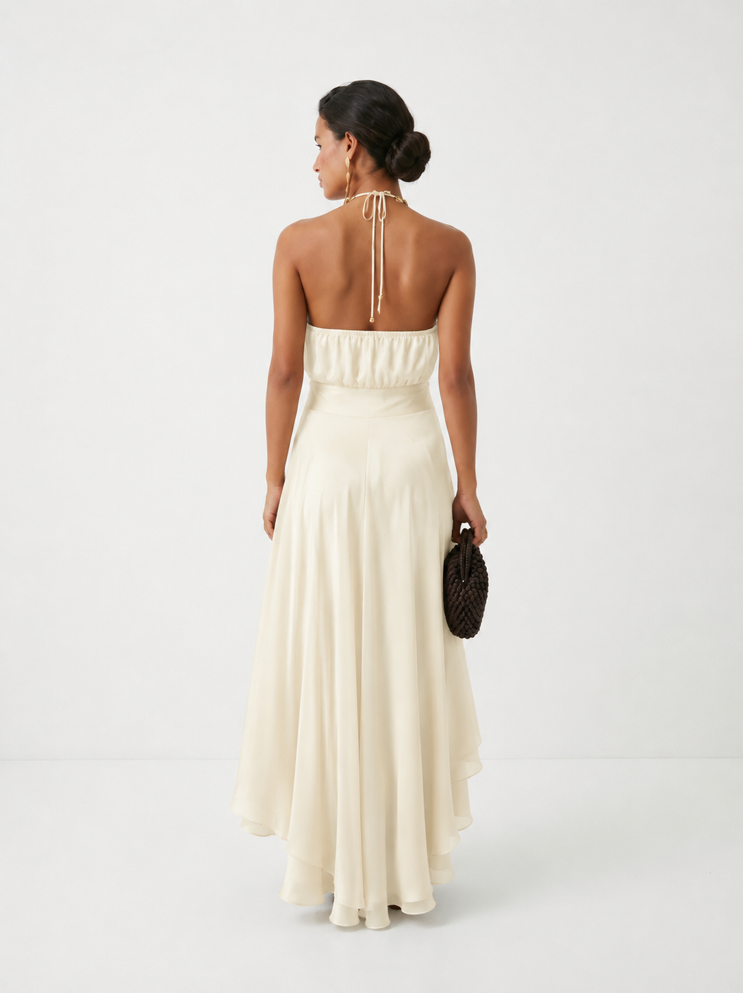 Damen Hochzeitskleid Emma – Asymmetrischer Volant & Neckholder