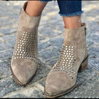 Damen Stiefel Lina – Velours, Nieten, breiter Absatz