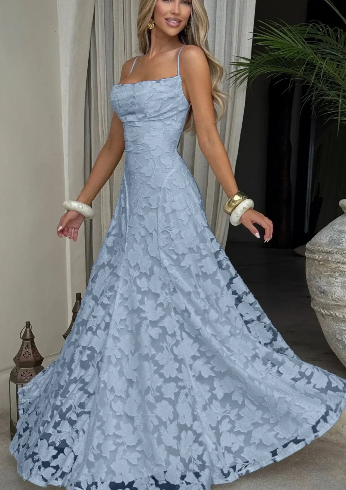 Damen Abendkleid Emma – Florales Muster, Spaghettiträger, Schnürung am Rücken
