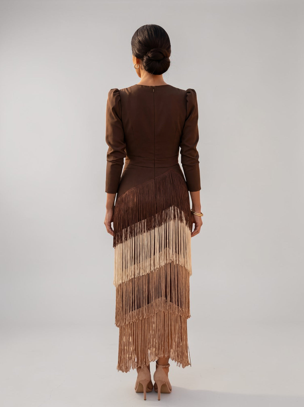Damen Maxikleid Greta – Boho Fransen, V-Ausschnitt, Wildleder