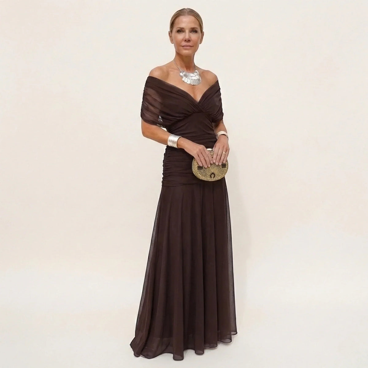 Damen Ballkleid Leila – Lange Eleganz, Off-Shoulder, Fließender Schnitt