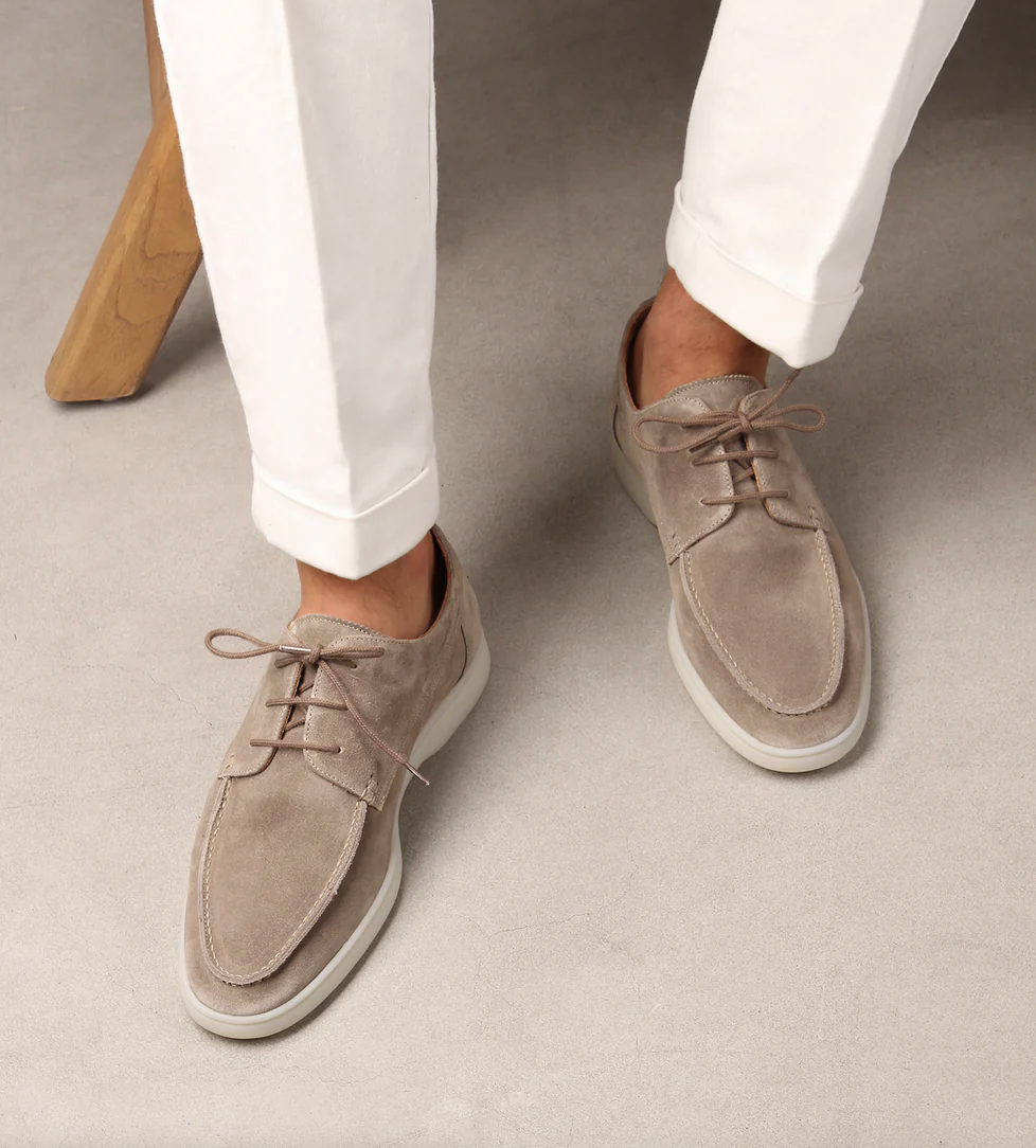 Herrenschuh Felix Wildleder-Schnürer – Leichte Sohle, Casual