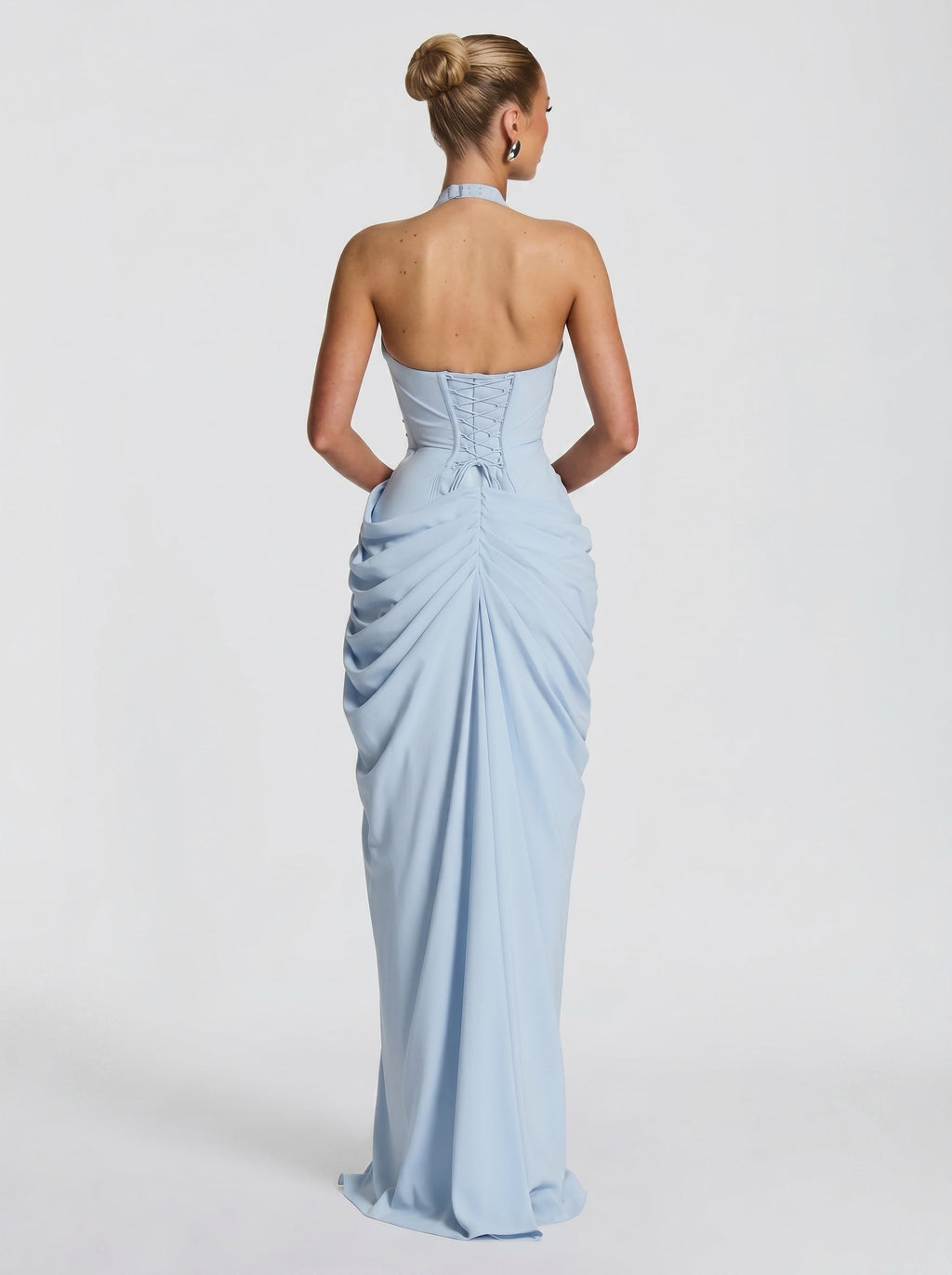 Damen Abendkleid Emma – Neckholder, Seitenschlitz, fließend