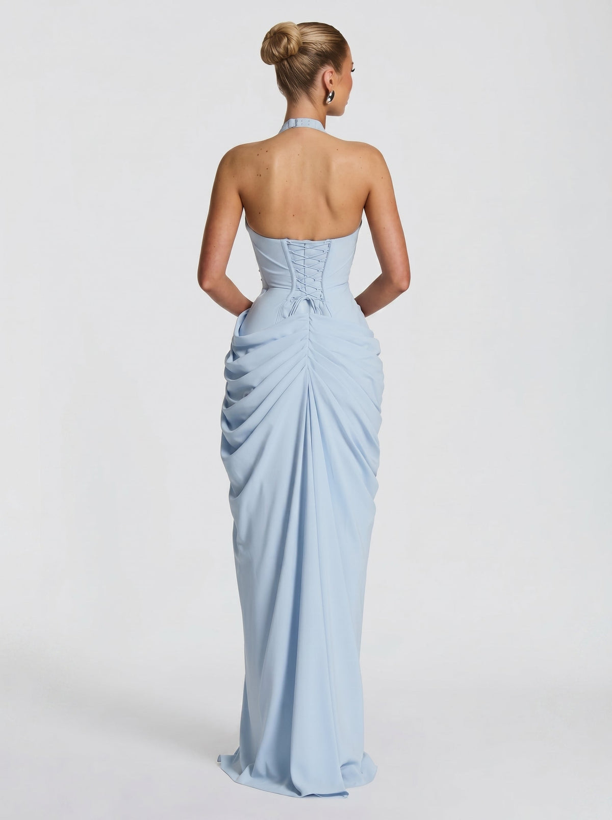 Damen Abendkleid Emma – Neckholder, Seitenschlitz, fließend
