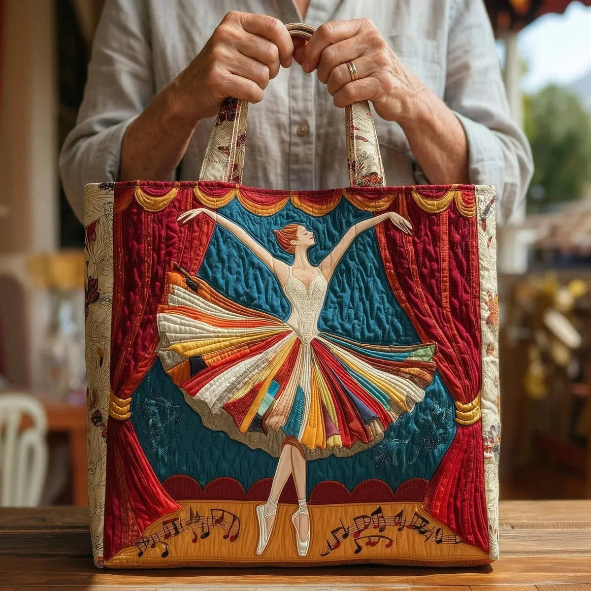 Damen Tote Bag Sophie – Handgesteppt, Patchwork, einzigartiger Print