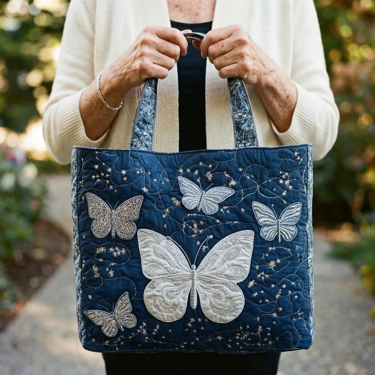 Damen Tote Bag Sophie – Handgesteppt, Patchwork, einzigartiger Print