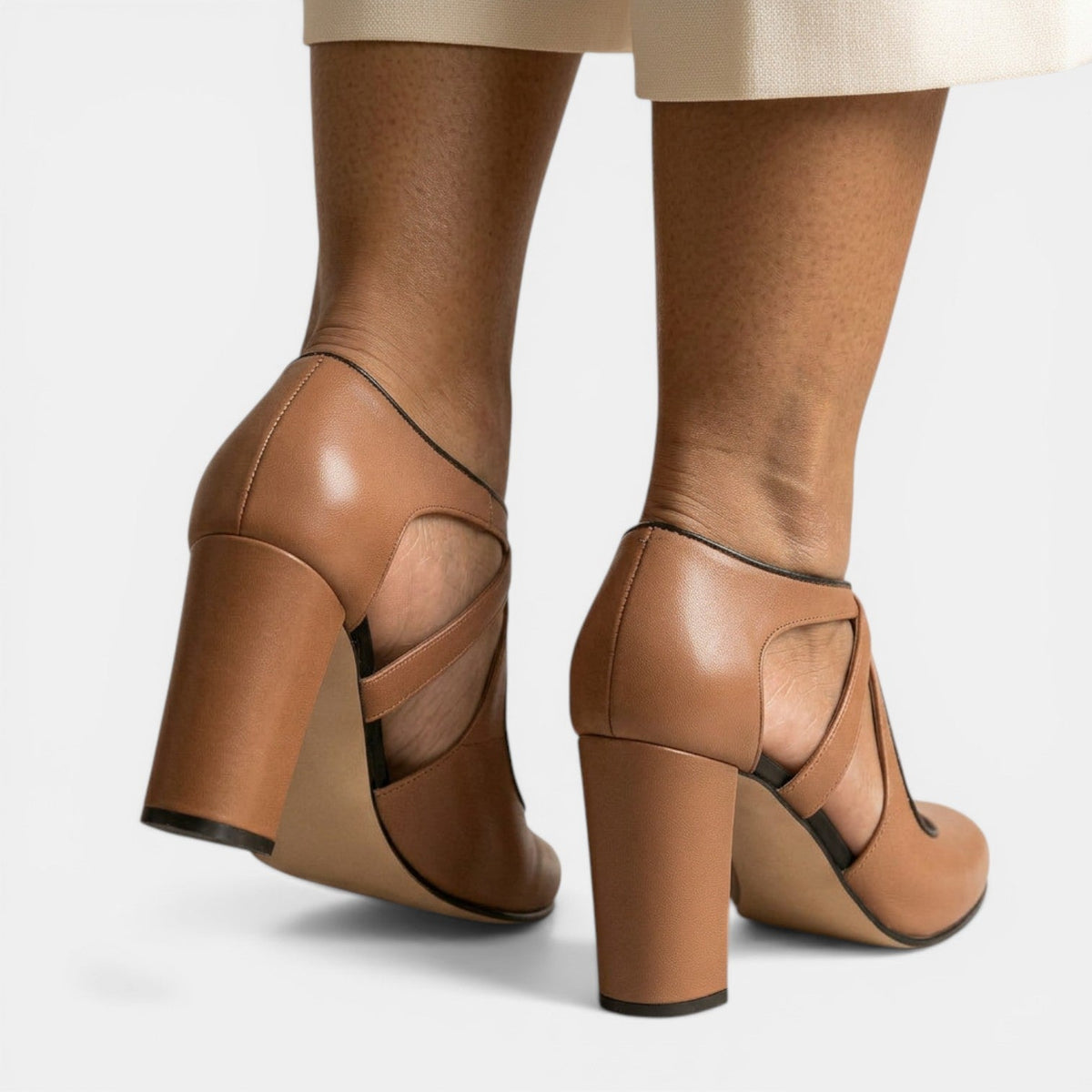 Damen T-Strap Sandale Emma – Leder mit breitem Absatz