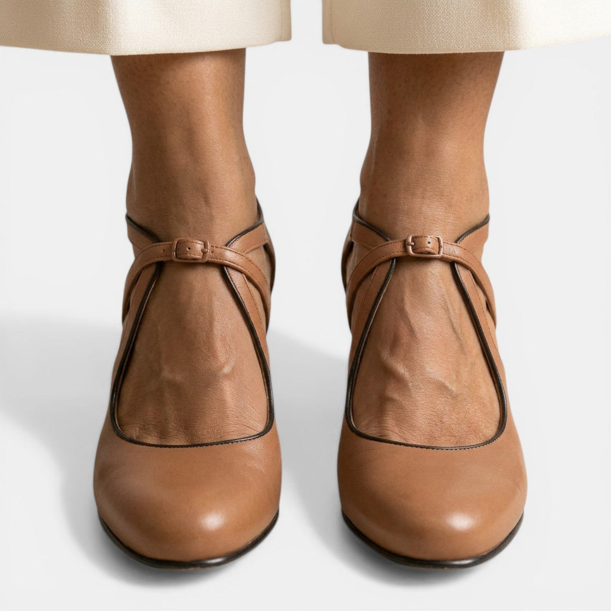 Damen T-Strap Sandale Emma – Leder mit breitem Absatz