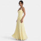 Damen Abendkleid lang Emma – Eleganter Etuischnitt in Gelb