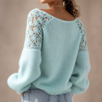 Damen Strickpullover Emma – Spitzendetail, schulterfreier Ausschnitt