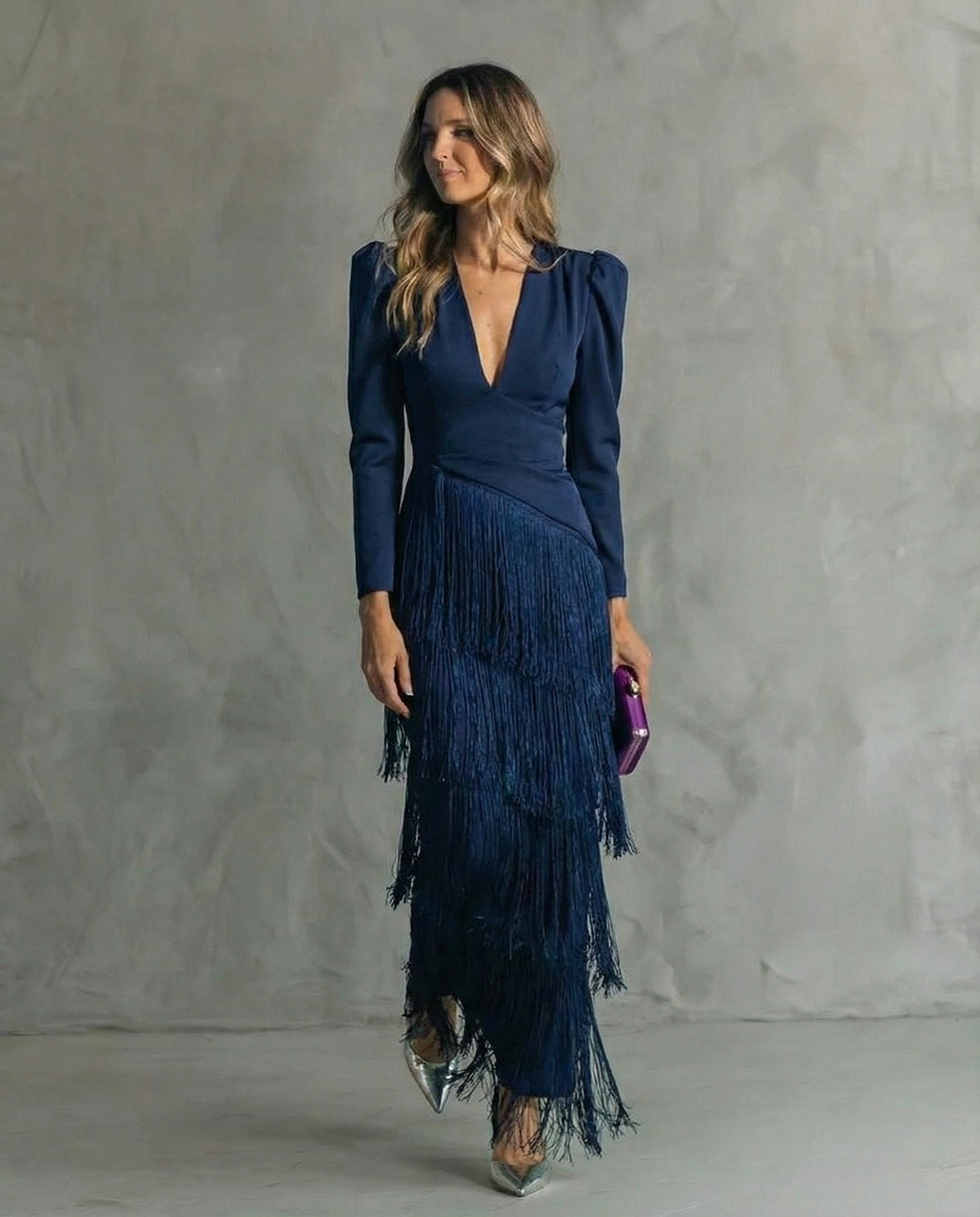 Damen Midikleid Emma – Fließend mit Fransen-Langärmeln