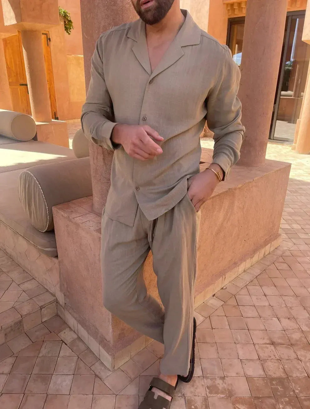 Herren Leinenanzug Paul – Hemd & Hose, Kubakragen, elegant