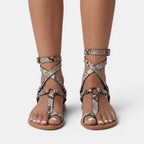 Damen Sandale Emma – Flach mit Schlangenmuster und Riemchen