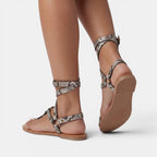 Damen Sandale Emma – Flach mit Schlangenmuster und Riemchen