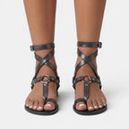 Damen Sandale Emma – Flach mit Schlangenmuster und Riemchen