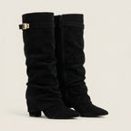 Damen Stiefel Sophia – Wildleder-Optik, Raffung, niedriger Blockabsatz
