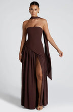 Damen Ballkleid Lina – Corsage, Bandeau-Ausschnitt, Schlitz