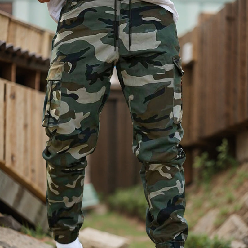 Herrenhose Camouflage Felix – robuster Schnitt mit mehreren Taschen