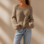 Damen Strickpullover Emma – Spitzendetail, schulterfreier Ausschnitt