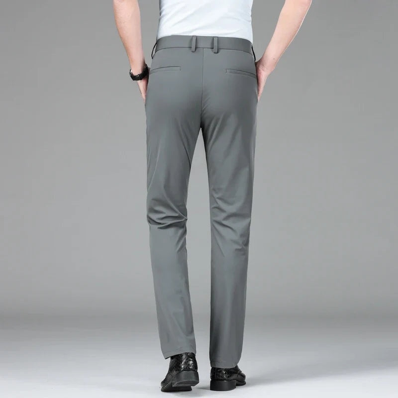 Herrenchino Slim Felix – Elastisch, moderner Schnitt