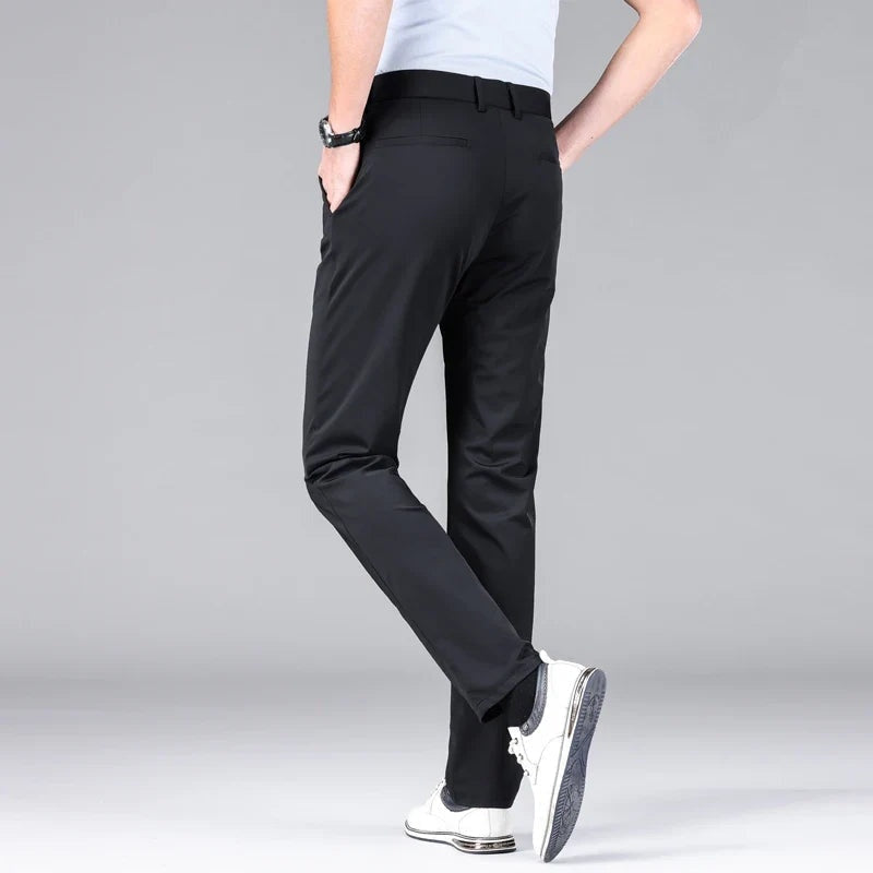 Herrenchino Slim Felix – Elastisch, moderner Schnitt